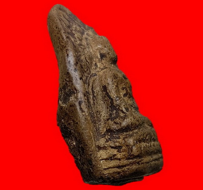 พระคงเขียวคราบเหลืองกรุเก่าเร้าใจร้กเก่าเดิมๆ พระสวยคมชัดสุดคลาสสิค บิ่นเดิมจากกรุตามภาพ