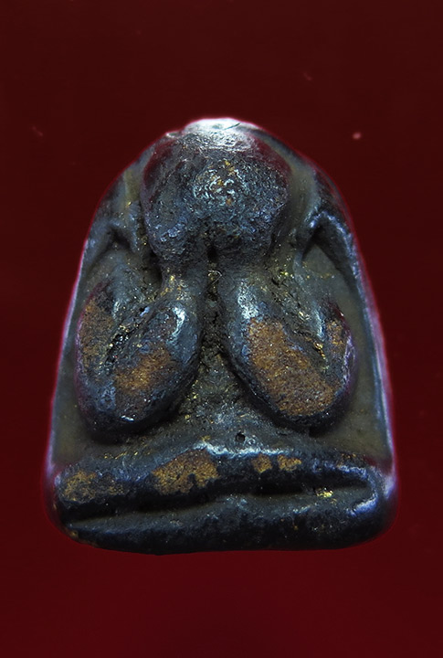 พระปิดตามหาลาภ หลวงพ่อปาน วัดเครือวัลย์ ชลบุรี มวลสารผงเก่าหลวงพ่อแก้ว