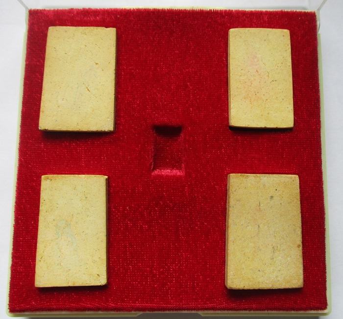 พระชุดวัดระฆัง 118 ปี (ไม่มีพระคะแนน) พร้อมกล่องเดิม