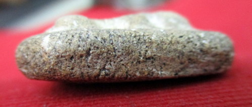 พระปิดตาผงกระดูกผี พิมพ์หกเหลี่ยม วัดโพธิ์ท่าเตียน กทม ปี 2485