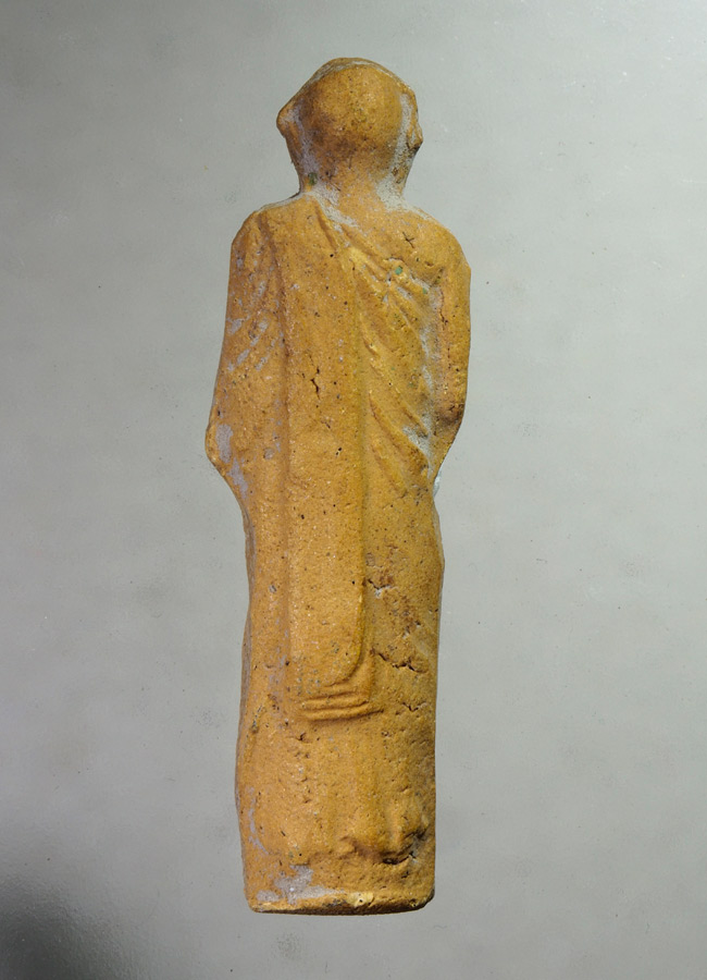 20 บาท....พระรูปเหมือน หลวงปู่เทพโลกอุดร พิมพ์ยืน เนื้อผงพุทธคุณ///A825