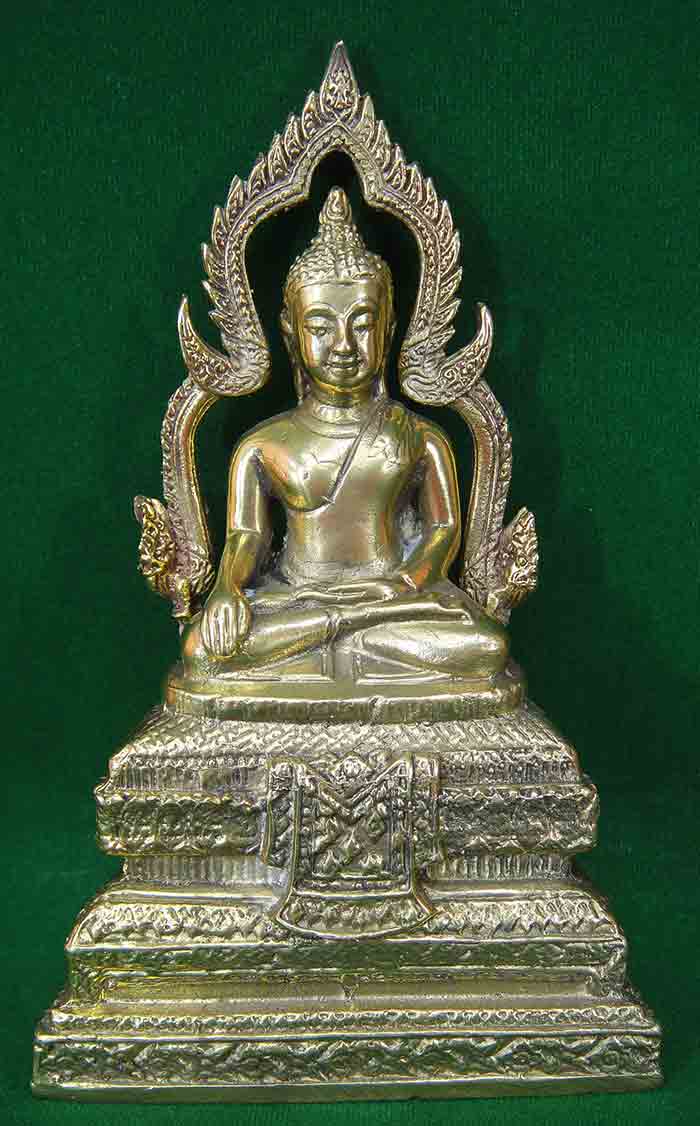 พระบูชาหลวงพ่อเพชร วัดท่าหลวง อ.เมือง จ. พิจิตร