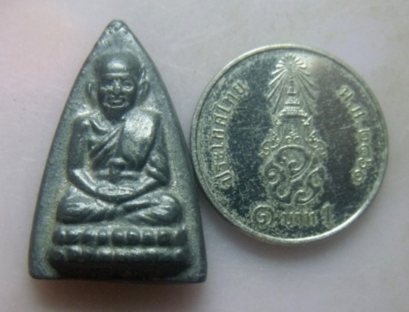 **หลวงปู่ทวด เตารีดเล็ก เนื้อตะปูสังฆวานร วัดพระธาตุฯ ปี ๒๕๓๙**ขุนพันธ์เจ้าพิธี อ.นอง วัดทรายขาวเสก