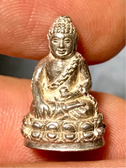 พระกริ่งพุทธอุดมสมบูรณ์ (พระกริ่งปุ้มปุ้ย) ปี 2535  วัดบวรนิเวศวิหาร