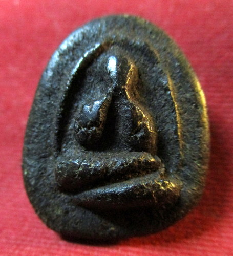  พระปิดตา อาจารย์เปิง วัดชินวราราม ปทุมธานี (พิมพ์นิยม ขวาทับซ้าย)