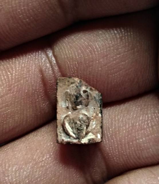 แบ่งปันพระแท้พระนาดูนกรุปี22พระแผงตัดหายากนาคปรกหูตาจมูกปากครบพิเศษเนื้อสวยเก่าถึงยุค