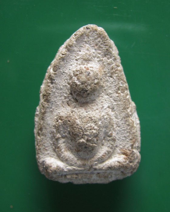 พระกรุวัดใหม่ปากบาง อยุธยา พิมพ์กลีบบัว