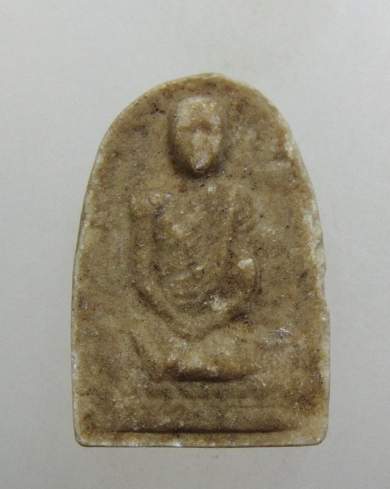 ๒๐ พระผงรูปเหมือนท่านเจ้าคุณนรฯ