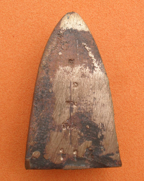  หลวงปู่ทวด เทหล่อแบบโบราณดินไทย อธิฐานจิตปลุกเสกโดย หลวงพ่อสิน หลวงพ่อพระมหาสุรศักดิ์ หลวงพ่อทอง 