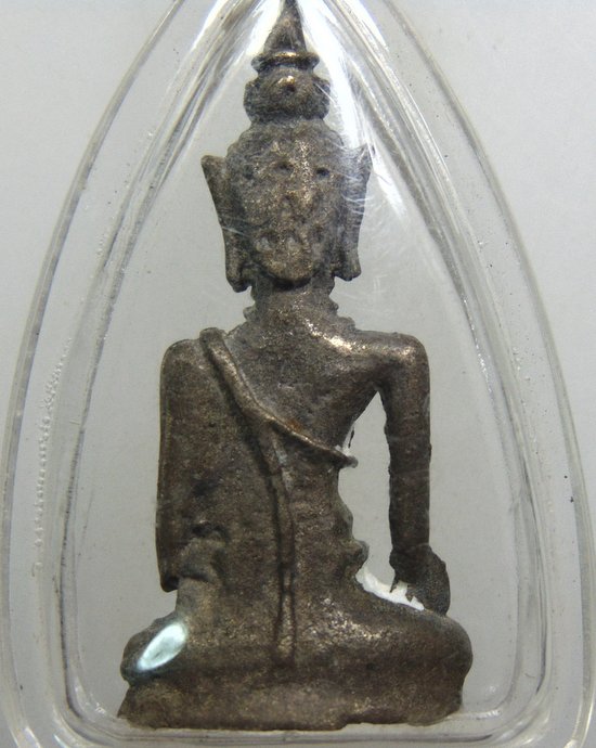 ๒๐ รูปหล่อพระพุทธ