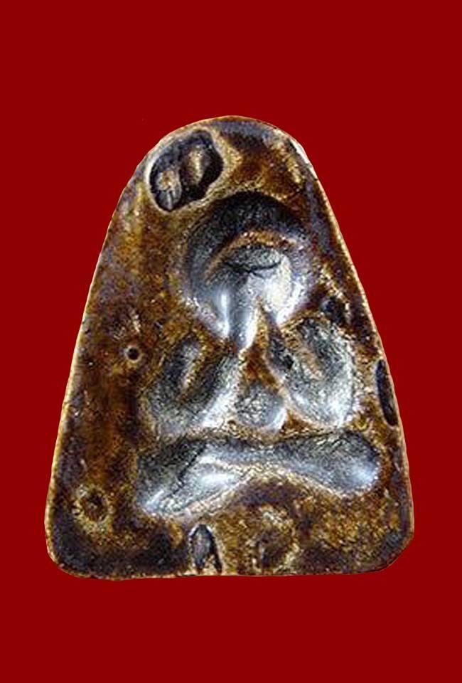  พระปิดตาหลวงพ่อปาน วัดเครือวัลย์ หน้าพุทโธหลังแบบ