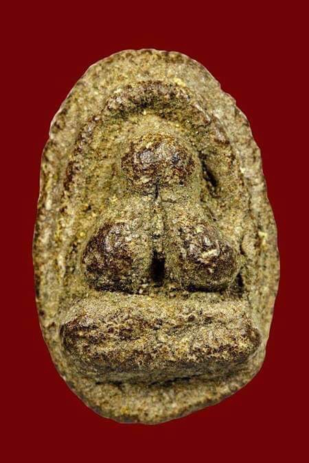 พระปิดตาพิมย์เม็ดบัวหลวงปู่เอี่ยม วัดหงษ์