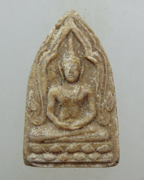 ๒๐ พระพุทธเนื้อผง