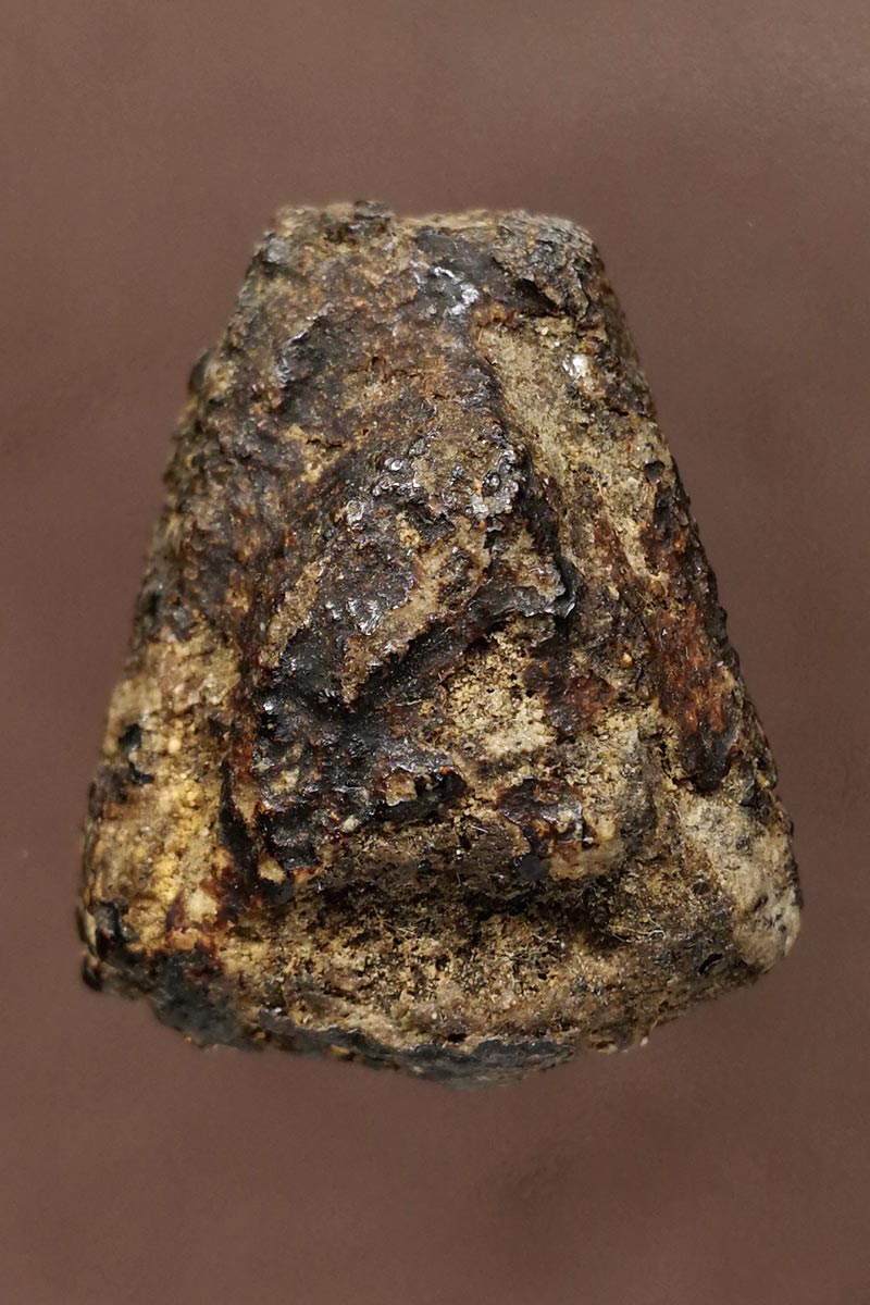 ปิดตาผง100ปี