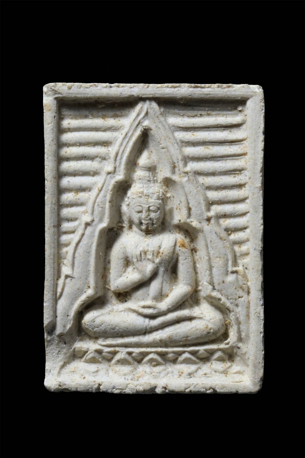 พระปากน้ำรุ่น 4 พิมพ์สี่เหลี่ยม ( บิ่นมุมล่างด้านขวา )