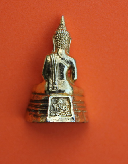 ((เคาะเดียวแดง)) รูปหล่อหลวงพ่อโสธร ปี 2545