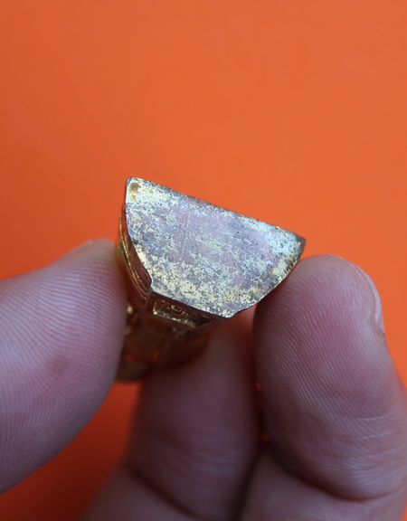 ((เคาะเดียวแดง)) รูปหล่อหลวงพ่อโสธร ปี 2545