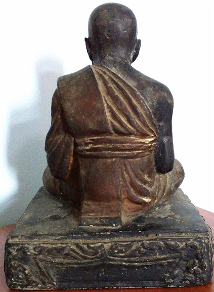 พระบูชา หลวงปู่ทวด เนื้อปูนเก่า ฐานปั้มตรา