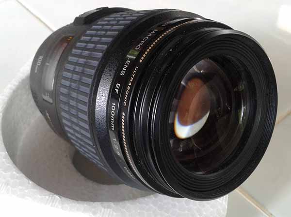 ขายเลนส์  Macro Canon EF 100mm f 2.8 Macro USM  สำหรับถ่ายรูปพระเครื่อง 