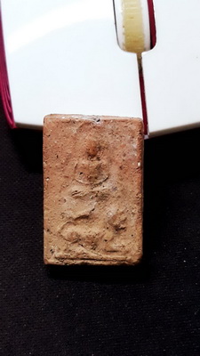 3.หลวงพ่อผาด กรุวัดดงตาล พิมพ์ขี่สิงห์ หลวงพ่อปานปลุกเสก สวยเดิมจากกรุ ผงเต็มพร้อมบัตรรับรอง