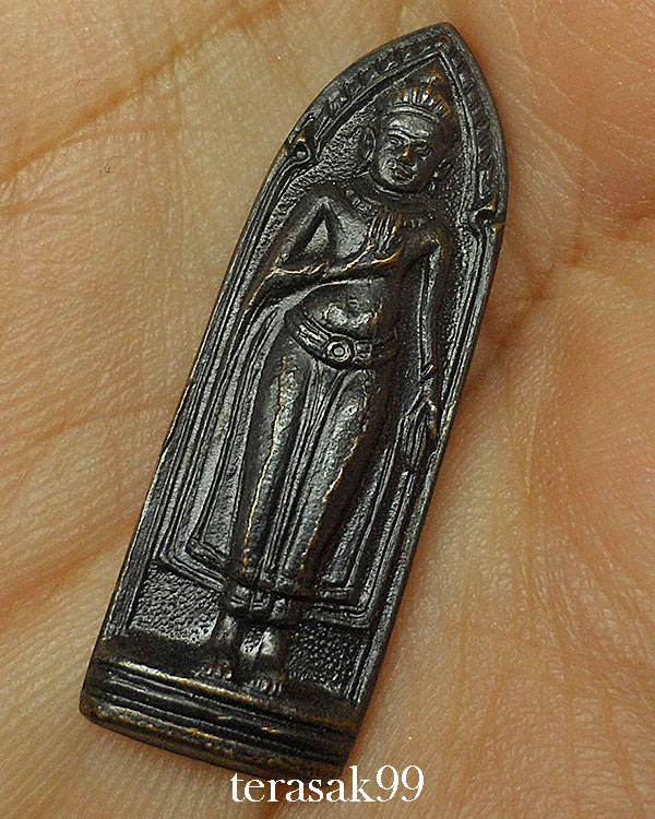 พระร่วงหลังช้างเผือก ปี2512 เจ้าคุณนรฯ วัดเทพศิรินทร์ฯ อธิฐานจิตปลุเสก