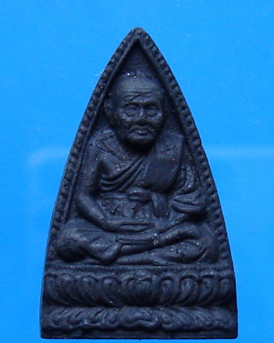 หลวงปู่ทวด วัดช้างให้ รุ่นปลดหนี้ วัดเมืองยะลา
