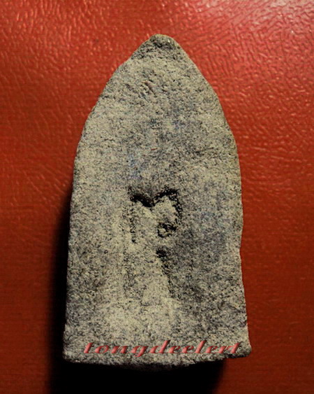 พระหลวงพ่อทวดนวล วัดตุยง จ.ปัตตานี รุ่นแรก ปี 2507 เนื้อว่าน สวยมากค่ะ