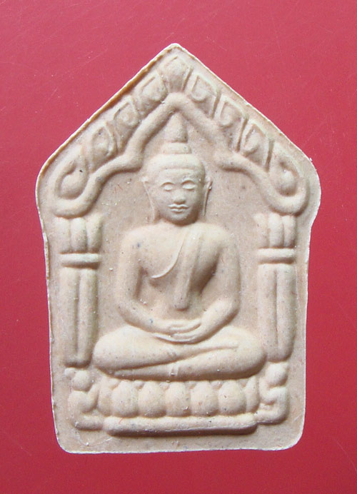 พระขุนแผนนะอกแตกเนื้อผงพรายกุมาร หลวงพ่อสาคร วัดหนองกรับครับ