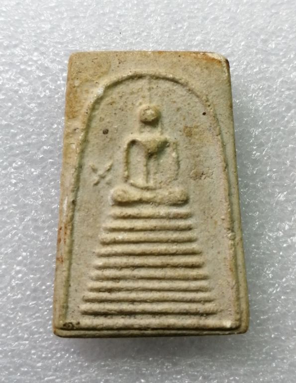 พระสมเด็จข้างดาวเจ้าคุณเที่ยงปี07​ผสมผงเก่าสวยๆครับ