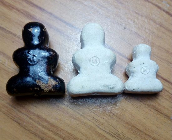 พระปิดตาหลวงปู่เอียม ปี 36 ออกวัดสุทัศน์