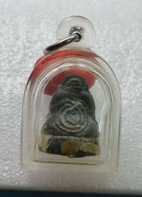 พระปิดตา​ ส.พัฒนกิจปี12​ วัดเสด็จฝังตระกรุด3กษัตยริ์ทองคำนาคเงินแท้ครับหายากครับ