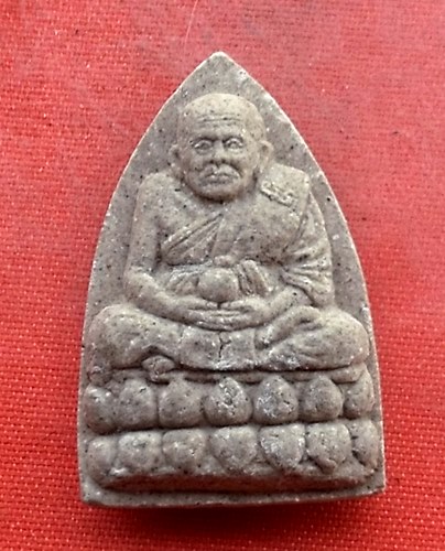 เริ่ม 10 บาท กับ พระเนื้อผง หลวงปู่ทวด ..Q299