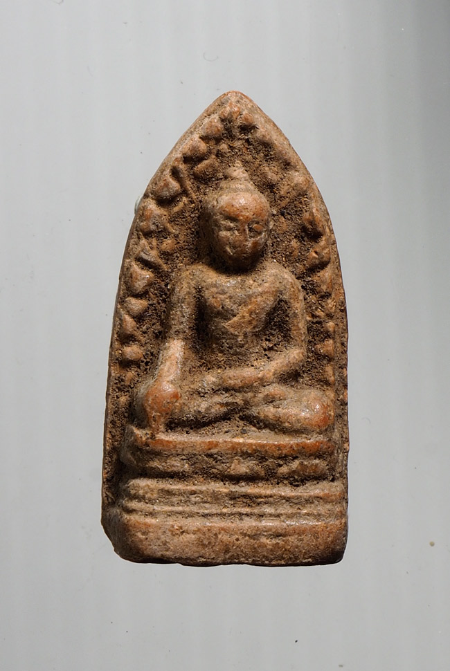 20บาท...พระเนื้อดิน ไม่ทราบที่///B817