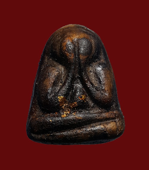 พระปิดตาหลังแบบ พิมพ์ใหญ่ หลวงพ่อปาน วัดเครือวัลย์ ชลบุรี ยุคแรกๆ สภาพสวยมาก