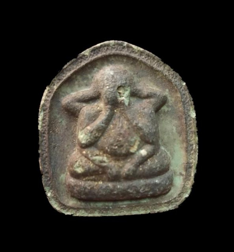 @ เคาะเดียว@ :  พระปิดตา วัดระเว เนื้อสวยๆครับ 