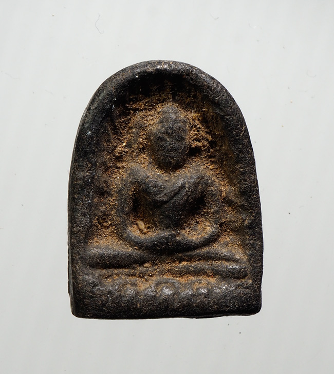 20บาท...พระซุ้มกอ เนื้อดิน ไม่ทราบที่ ///B872