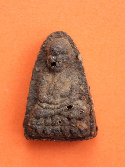 ((เคาะเดียวแดง)) หลวงปู่ทวด วัดห้วยมงคล เนื้อว่าน ปี 44 (3)