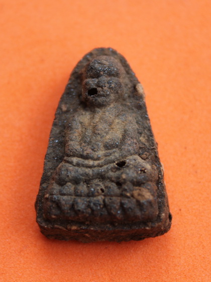 ((เคาะเดียวแดง)) หลวงปู่ทวด วัดห้วยมงคล เนื้อว่าน ปี 44 (3)