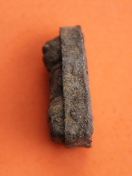 ((เคาะเดียวแดง)) หลวงปู่ทวด วัดห้วยมงคล เนื้อว่าน ปี 44 (4)