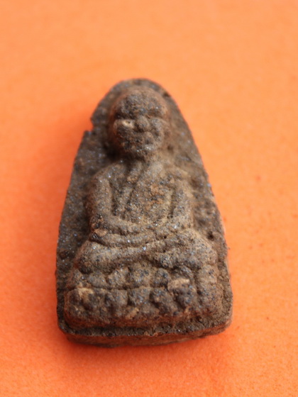 ((เคาะเดียวแดง)) หลวงปู่ทวด วัดห้วยมงคล เนื้อว่าน ปี 44 (5)