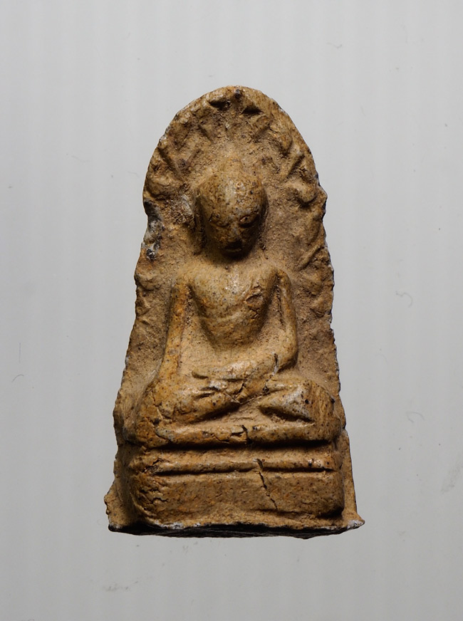 20บาท...พระรอด ไม่ทราบที่///B893