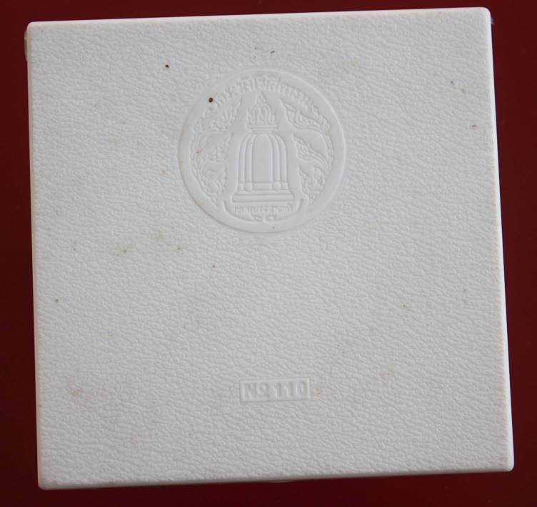 ((250)) กล่องเปล่าชุด 5 องค์ พระสมเด็จ 118 ปี วัดระฆัง ไม่มีกล้องกระดาษ (Z-01)