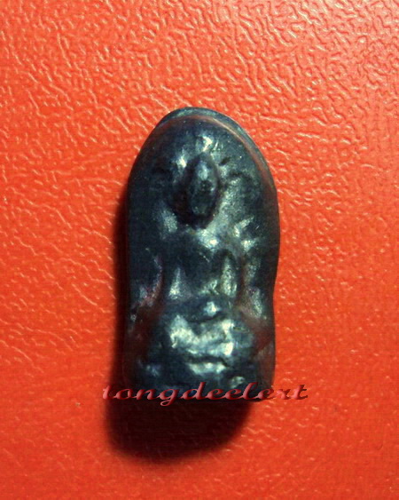 พระรอด วัดโคนอน หลวงปู่โต๊ะ วัดประดู่ฉิมพลีปลุกเสก ปี 2515 ค่ะ