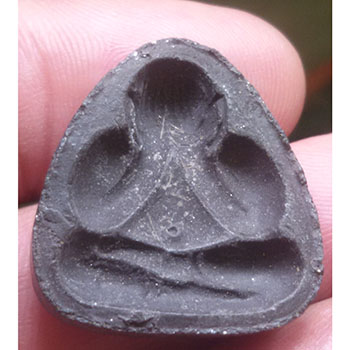 พระปิดตา หลังแบบ มีเกษา ไม่ทราบที่