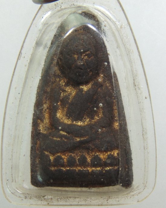๒๐ หลวงปู่ทวดเนื้อดินเผา วัดช้างให้ ปี 2513 (ผสมผงว่านหลวงปู่ทวด ปี2497) สร้างโดยพระครูใบฎีกาขาว