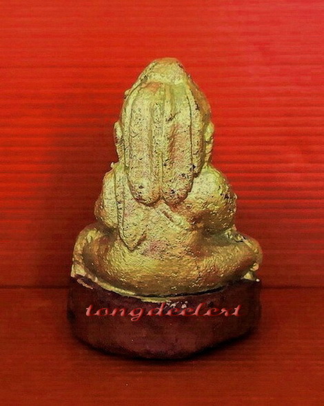 พระบัวเข็มไม้โพธิ์แกะศิลปะมอญพม่า ขนาดหน้าตัก 2 นิ้ว น่ารักมากค่ะ