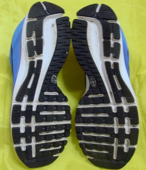 200บาท ไม่เคาะไม่ได้แล้ว...ไนกี้แท้จ้า NIKE FITSOLE รองเท้ากีฬาสำหรับสุภาพบุรุษ....เบาสบายเท้ามากมาก