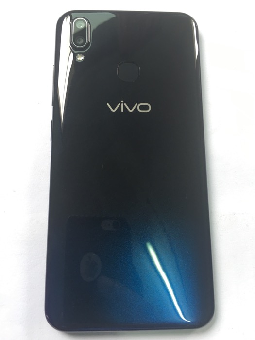 โทรศัพท์มือถือ Vivo Y93 สภาพใหม่มาก อายุ 1เดือน ซื้อมาเก็บไม่ได้ใช้ จอใหญ่ 6.22 นิ้ว สแกนนิ้วได้