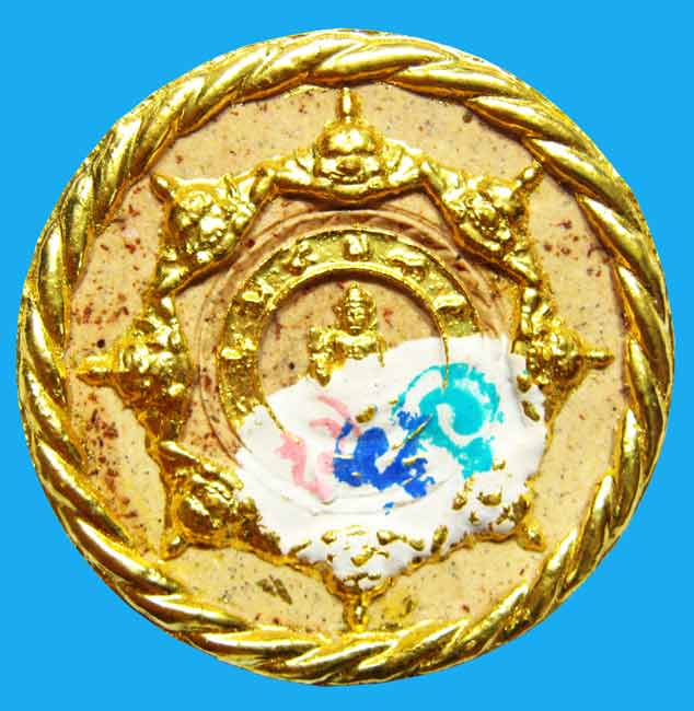 หลวงพ่อทวด-จตุคาม รุ่นปาฎิหาริย์ วัดห้วยมงคล หัวหิน  เนื้อว่านขาวเสน่ห์จันทร์ กรรมการเจิมแป้งในพิธี