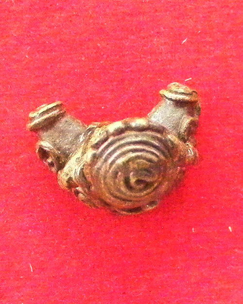 พระปิดตาเนื้อโลหะ ไม่ทราบที่